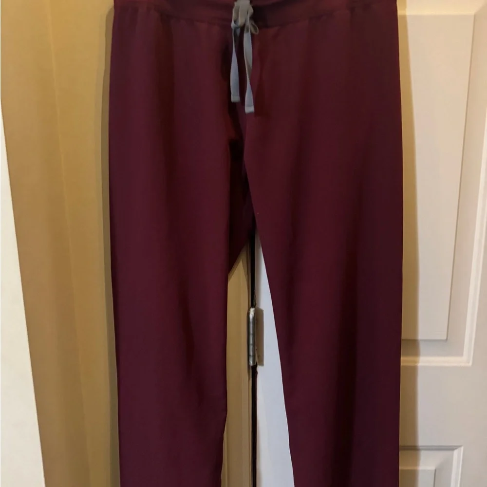 Figs Burgundy‎ Pants XL
